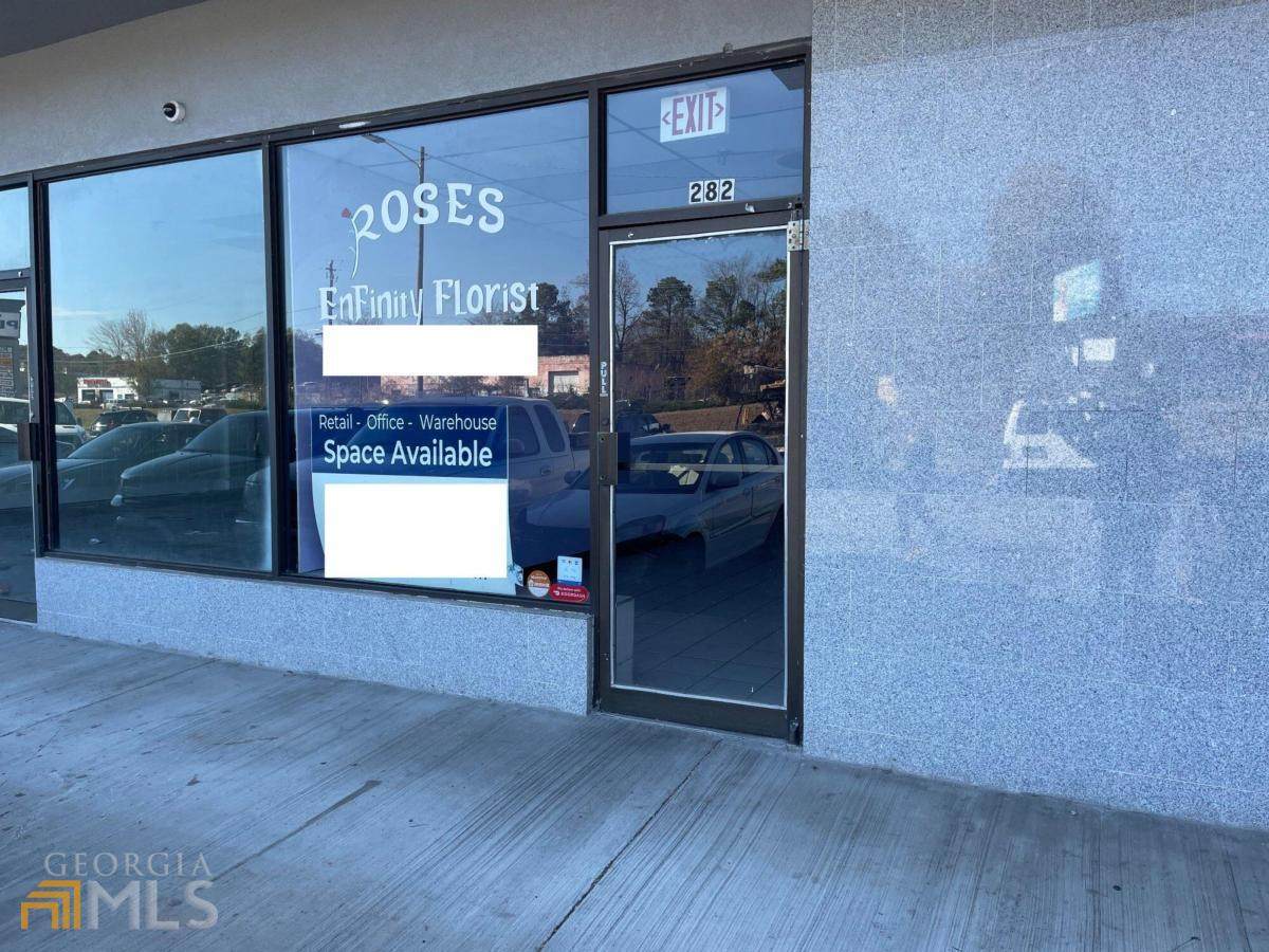 4035 Jonesboro Road - Photo 1