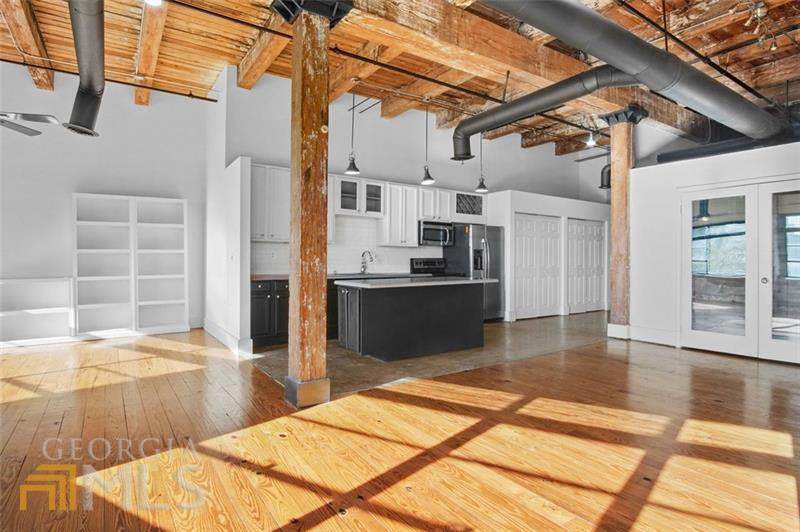 326 Nelson - Photo 1