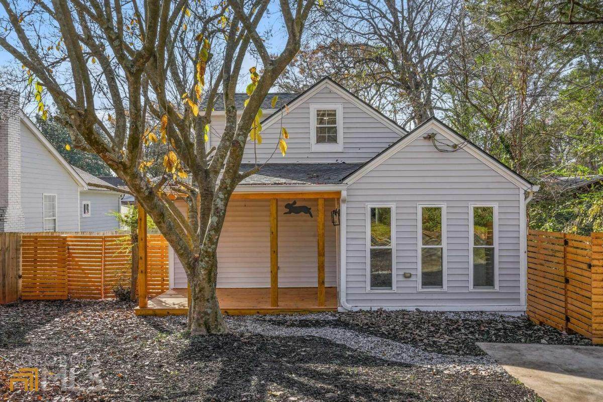 731 Hobart Avenue - Photo 1