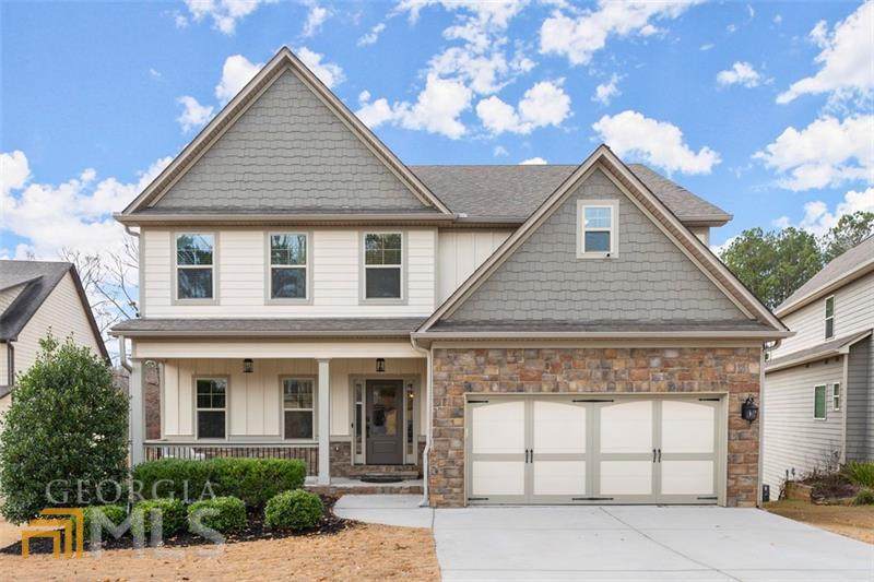 140 Greenview Drive - Photo 1