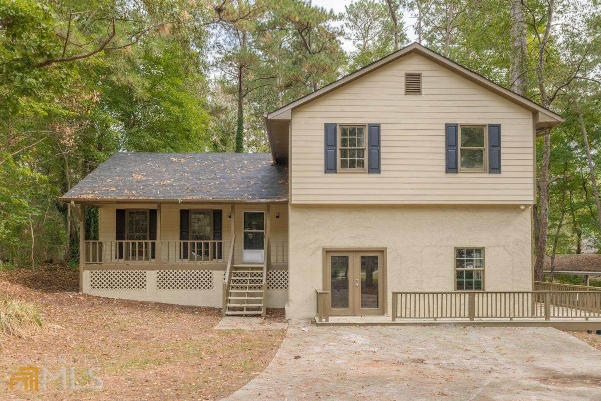 2084 Lou Court - Photo 1
