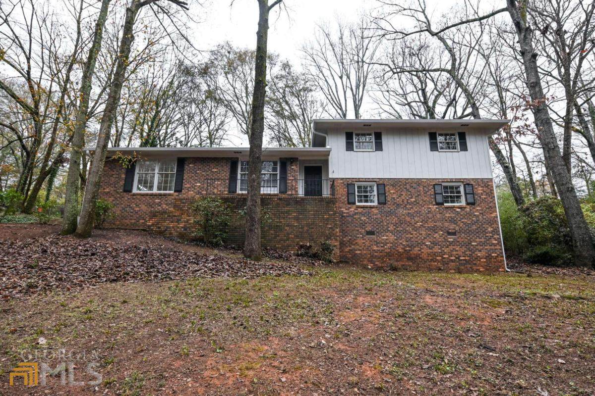 555 Caldwell Circle - Photo 1