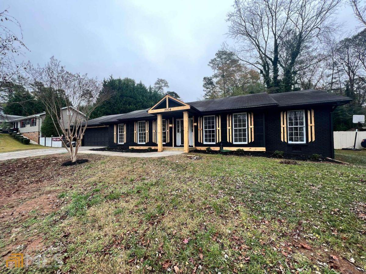 3904 Woodyhill Drive - Photo 1