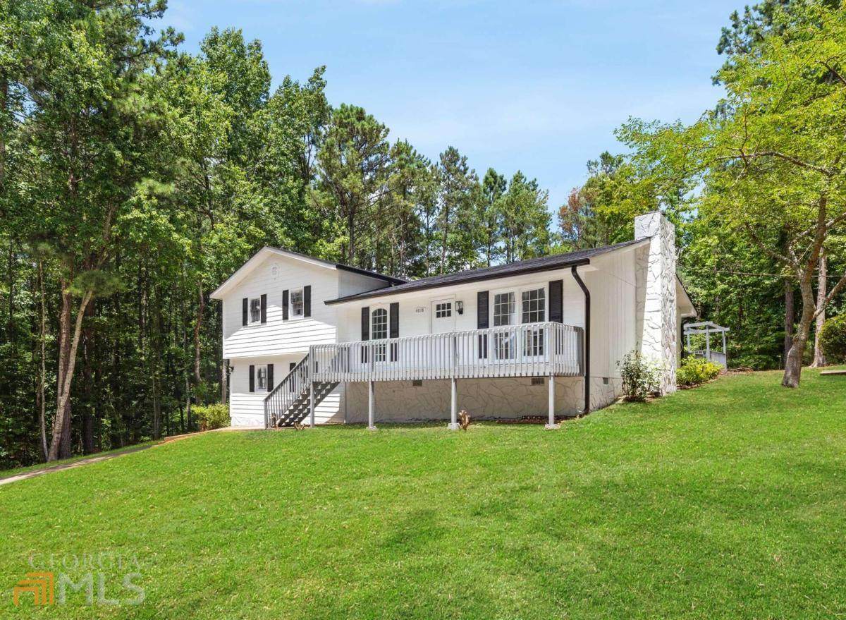4018 Golfview Dr Drive - Photo 1
