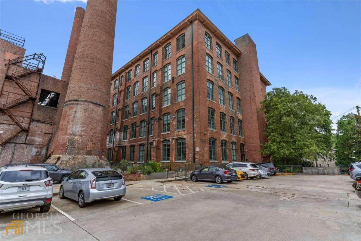 170 Boulevard - Photo 1