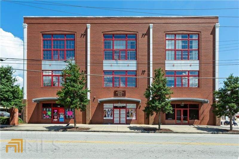 572 Edgewood Avenue - Photo 1