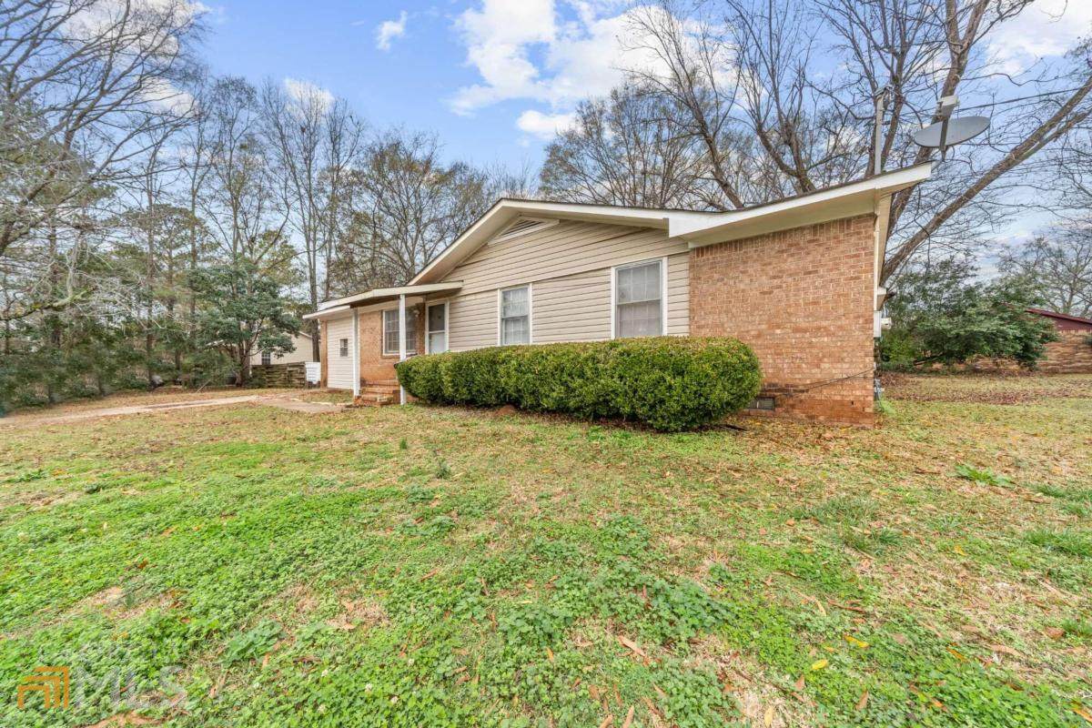 100 Seminole Drive - Photo 1
