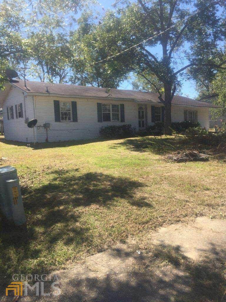 405 10th Street - Photo 1