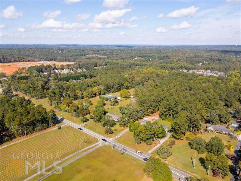1111 Harbins Road - Photo 1