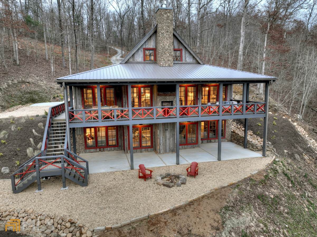 207 Arrow Way - Photo 1