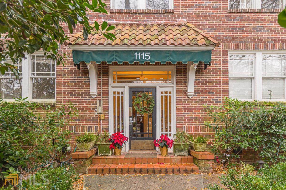 1115 Briarcliff Place - Photo 1