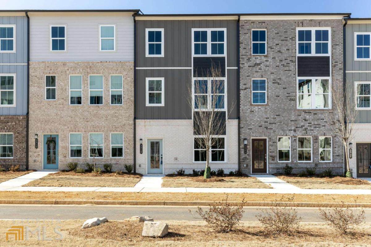 3319 Owl Creek Parkway - Photo 1