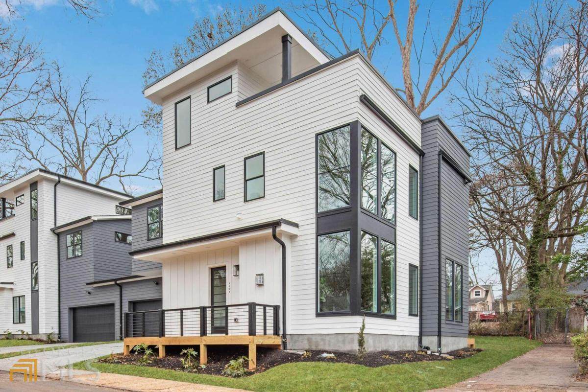 1044 Snyder Street - Photo 1