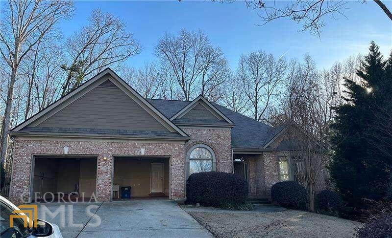 1295 Chippewa Oak Drive - Photo 1
