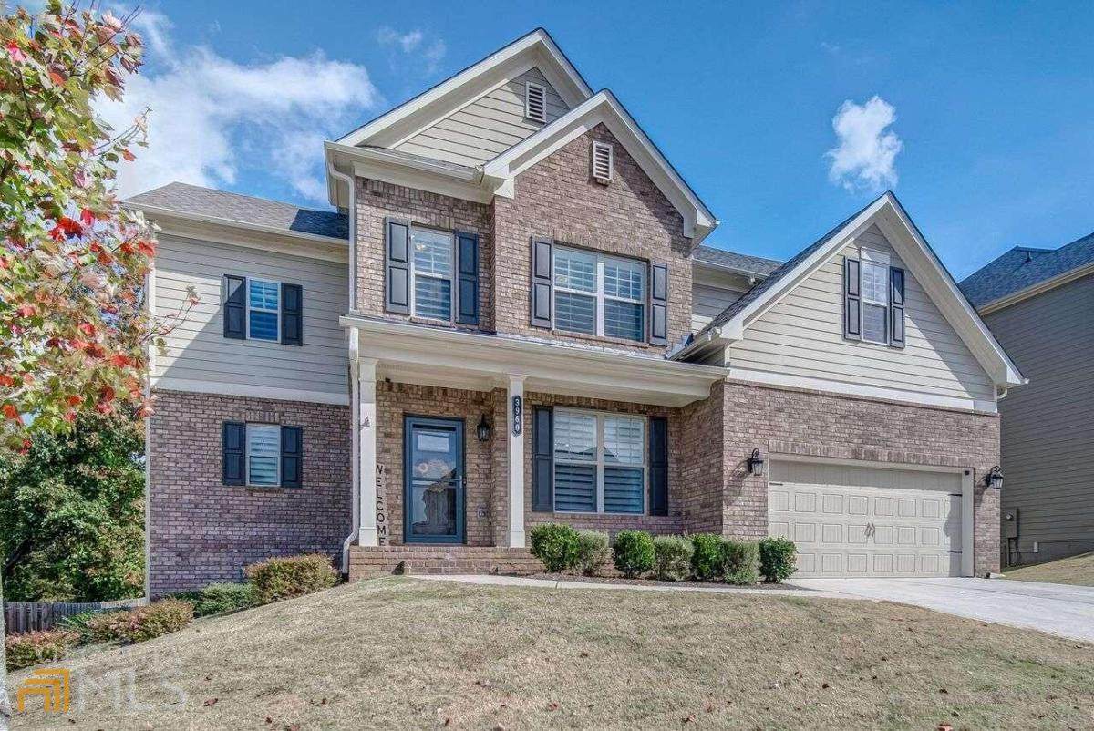 3960 Grandview Manor Drive - Photo 1