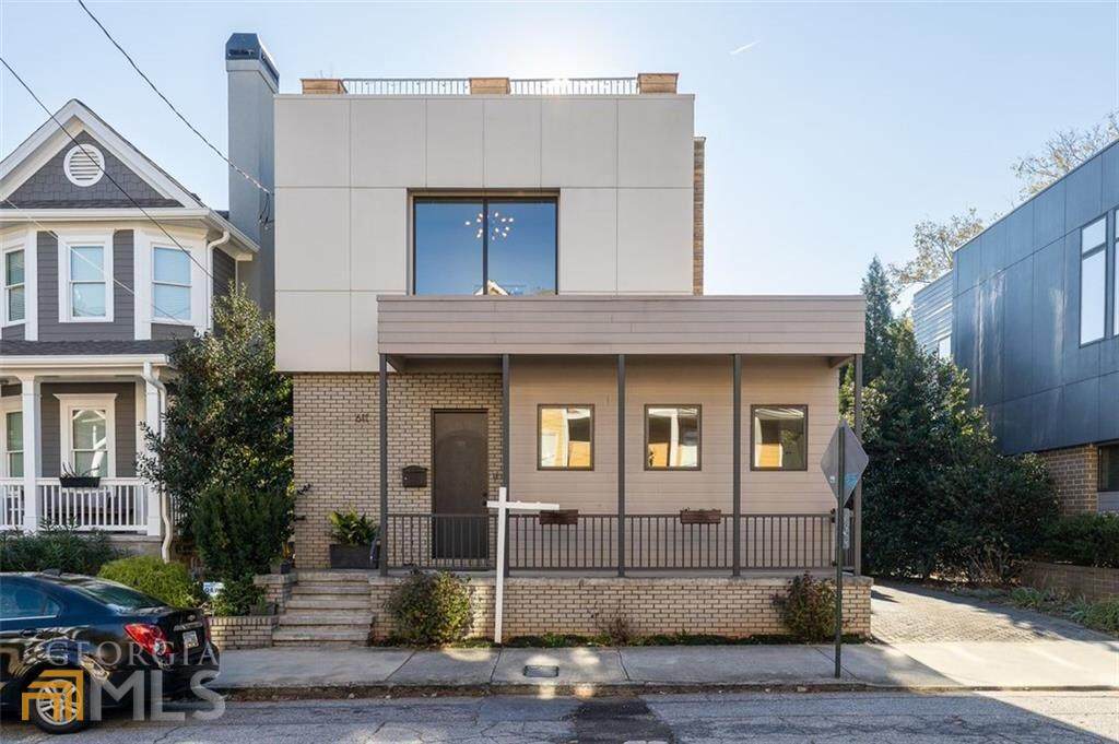 611 Auburn Avenue - Photo 1