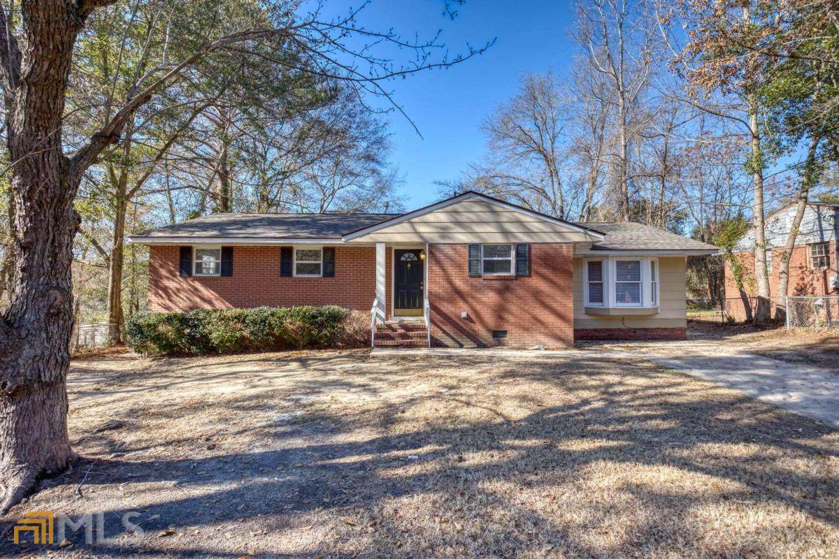 1415 Chalbena Avenue - Photo 1