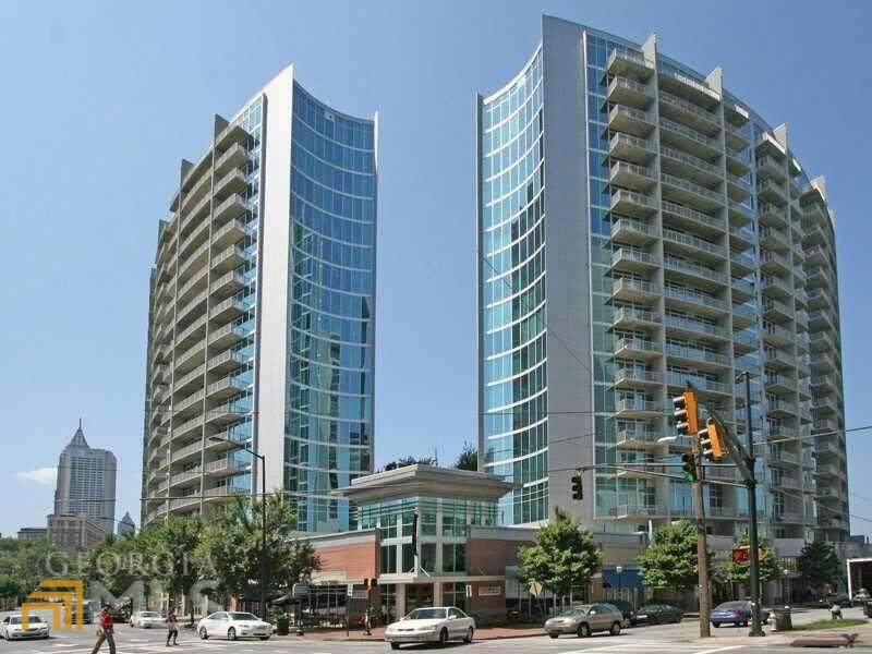 44 Peachtree Place - Photo 1