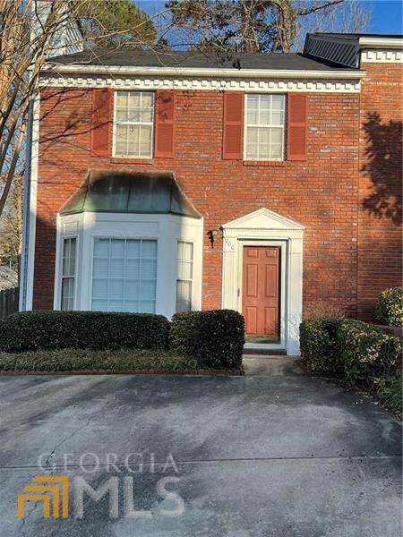 700 Anderson Walk - Photo 1
