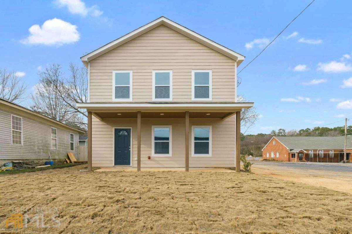 205 Forsyth Street - Photo 1