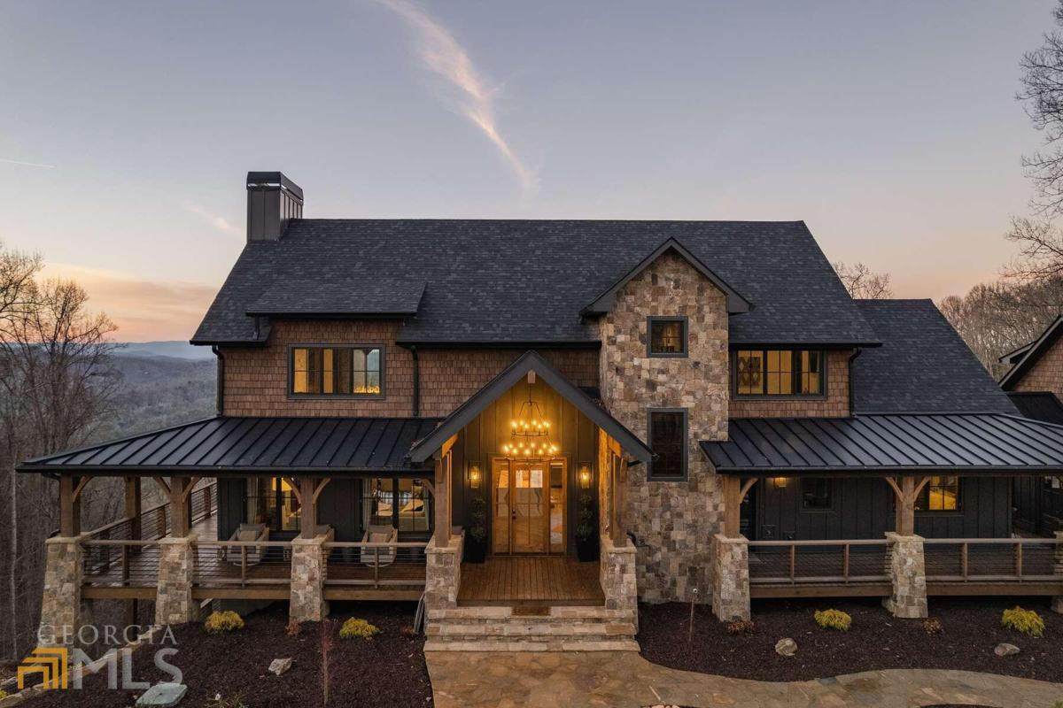 684 Overlook Drive - Photo 1
