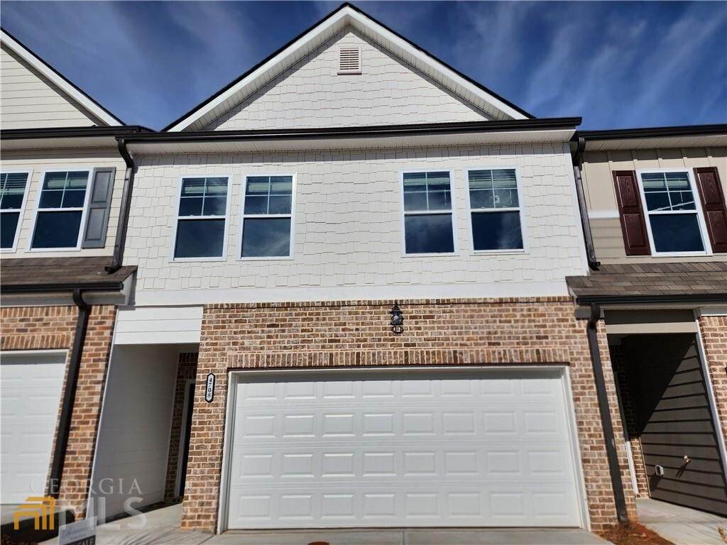 4707 Fairfax Drive - Photo 1