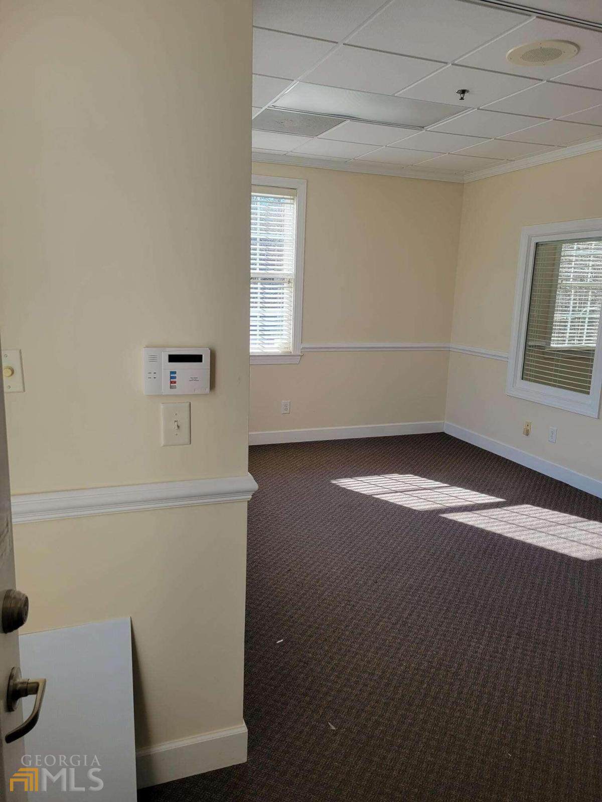 295 Crossville Road - Photo 1