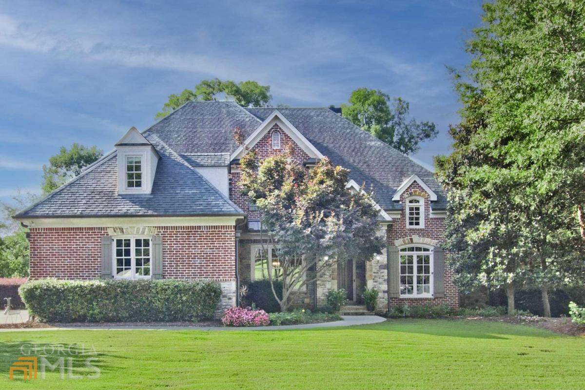 1322 Glen Cedars Drive - Photo 1