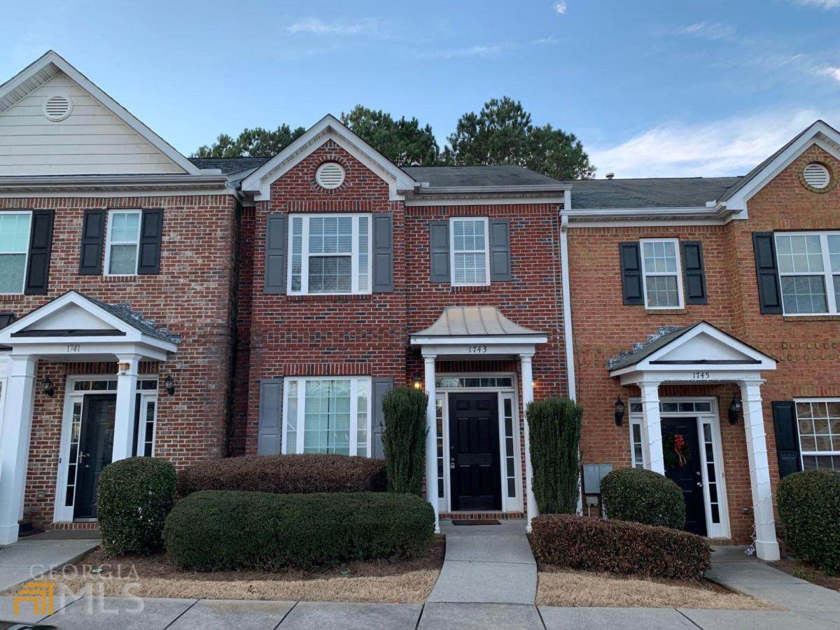1743 Heights Circle - Photo 1