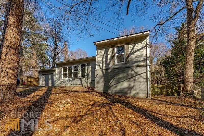 1955 Kenwood Place - Photo 1
