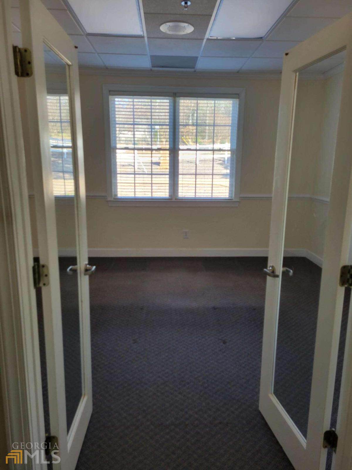 295 Crossville Road - Photo 1