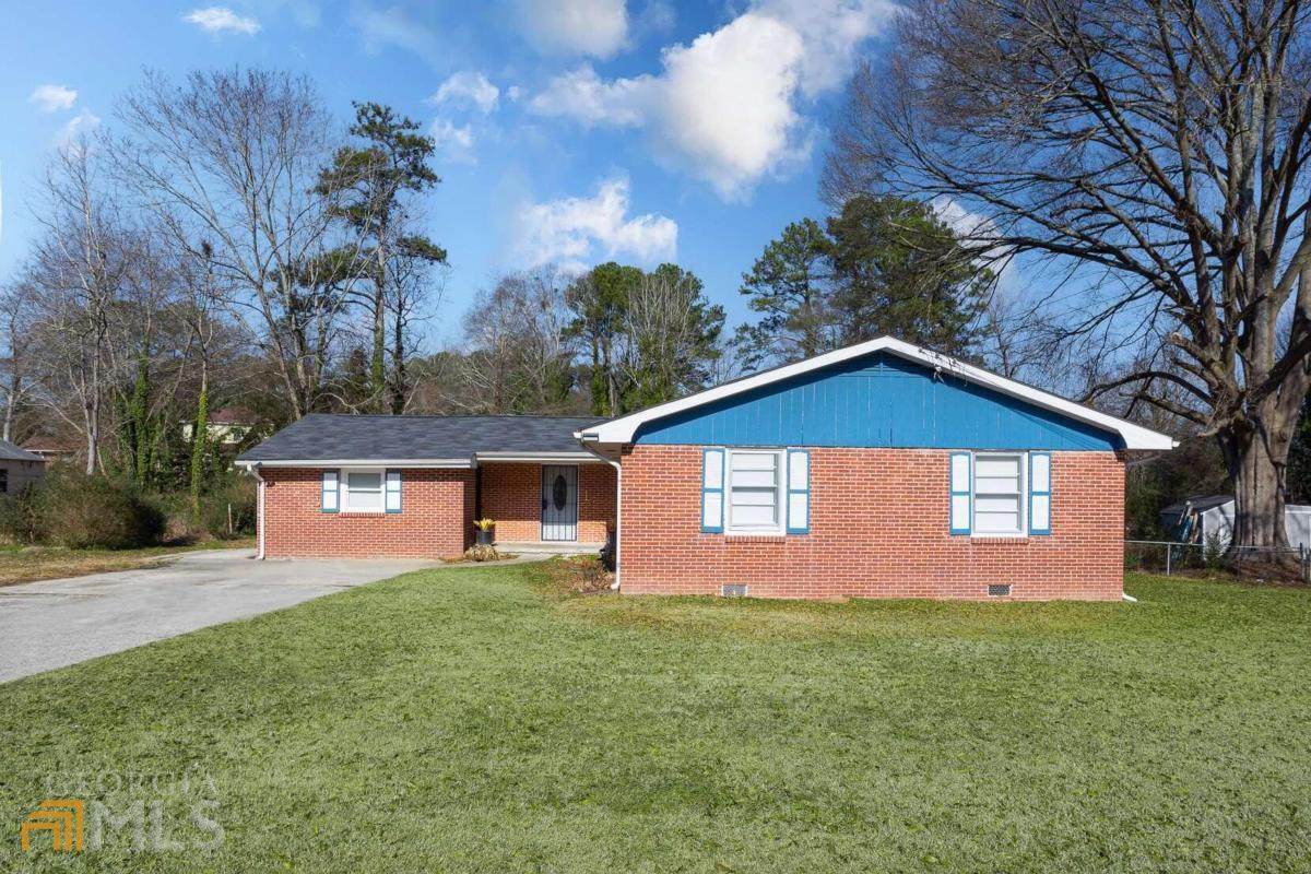 640 Strathmoor Way - Photo 1