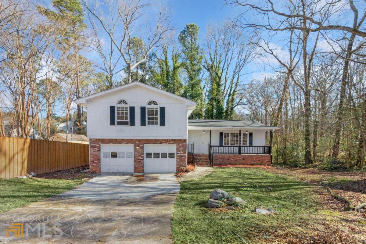 1092 Peggy Mcmillan Drive - Photo 1
