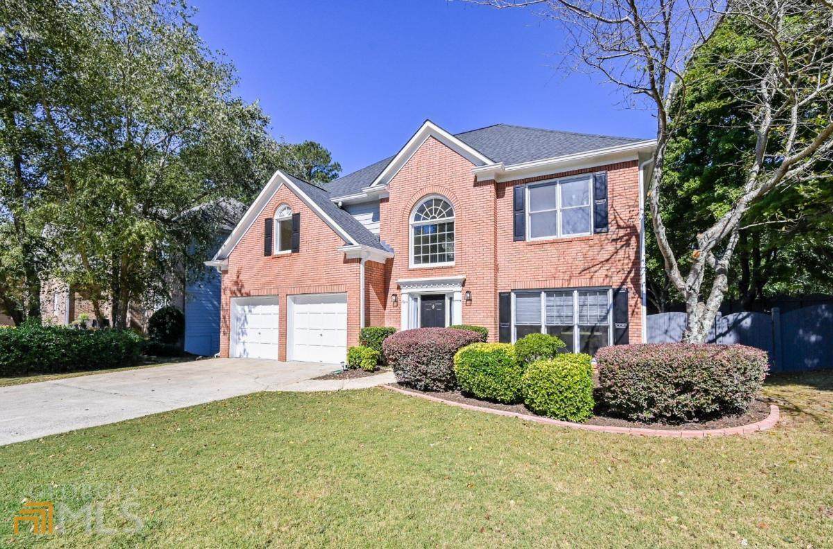 1453 Brentwood Drive - Photo 1