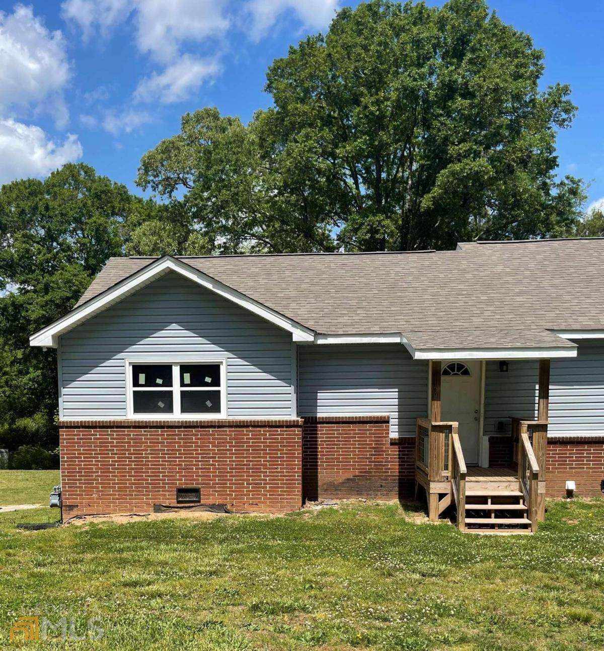 6252 West Avenue - Photo 1
