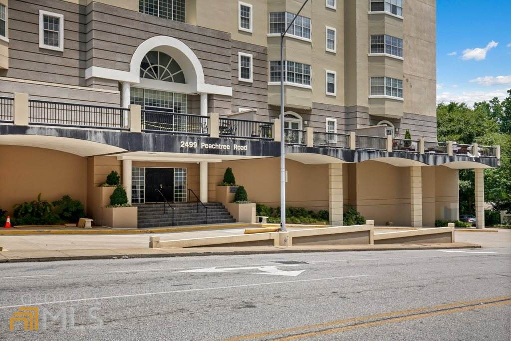 2499 Peachtree Road - Photo 1