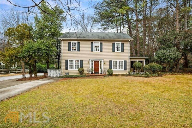 379 Collier Road - Photo 1