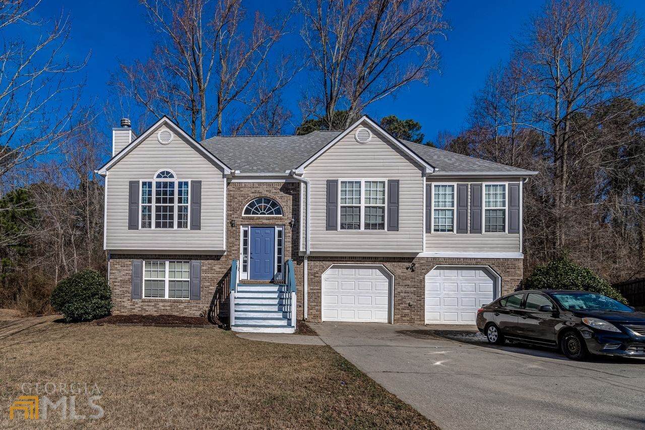 4870 Wynford Lane - Photo 1