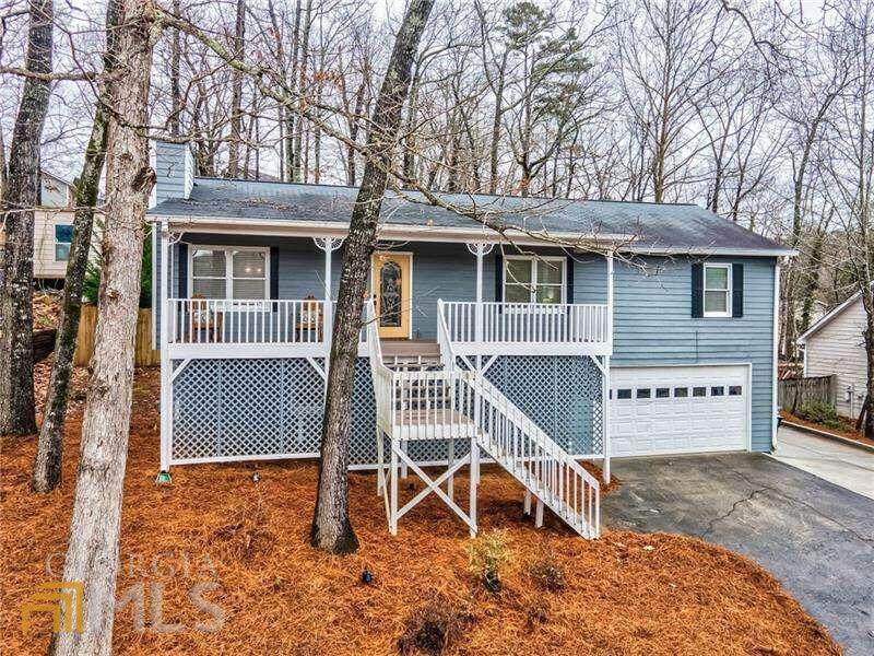 320 Winchester Way - Photo 1