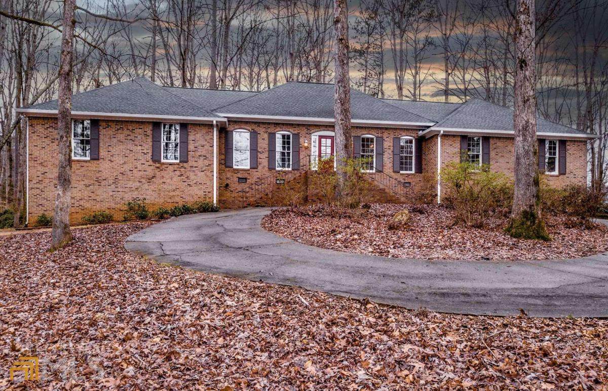 270 Huntington Road - Photo 1