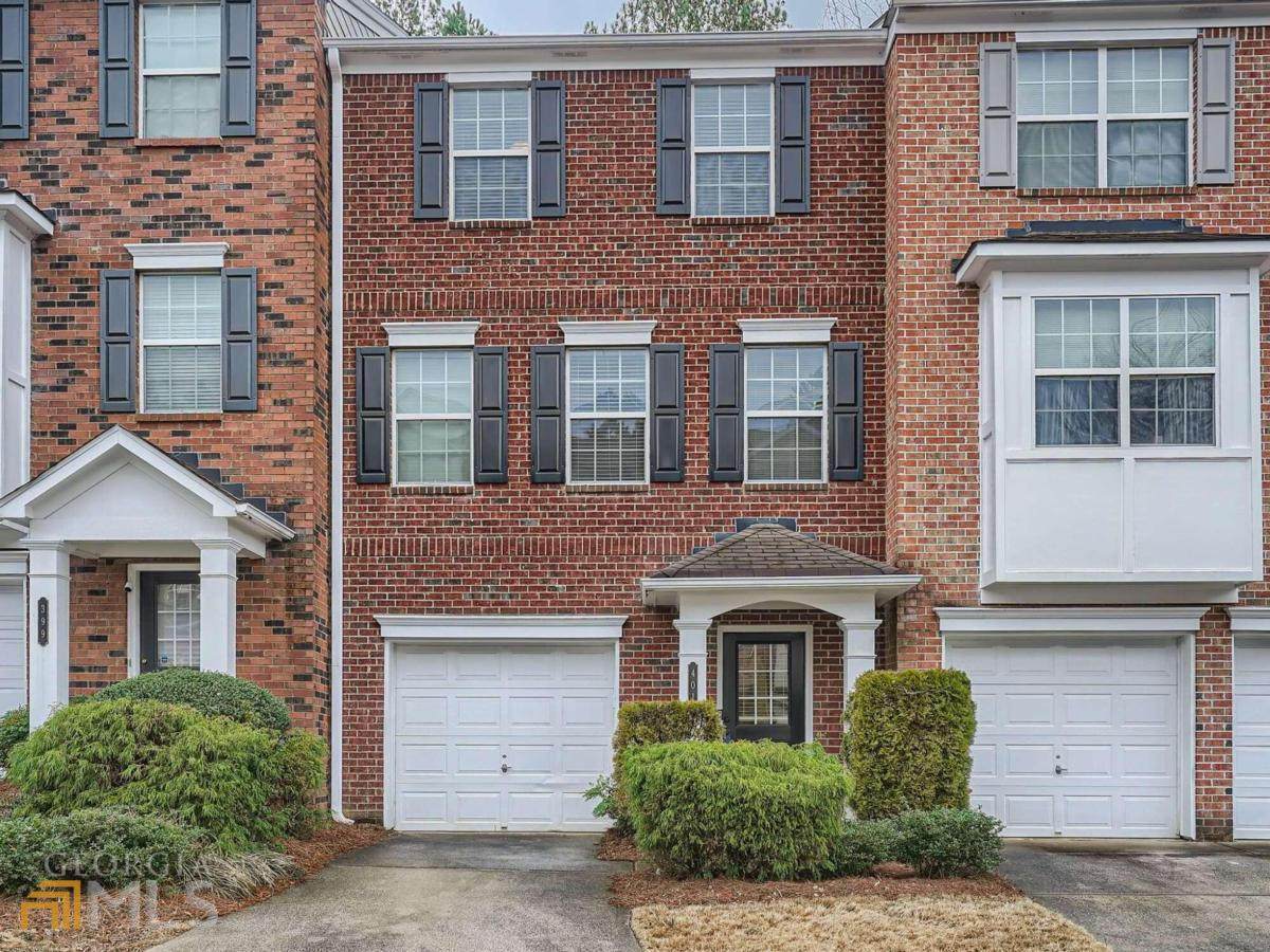 401 Heritage Park Trace - Photo 1