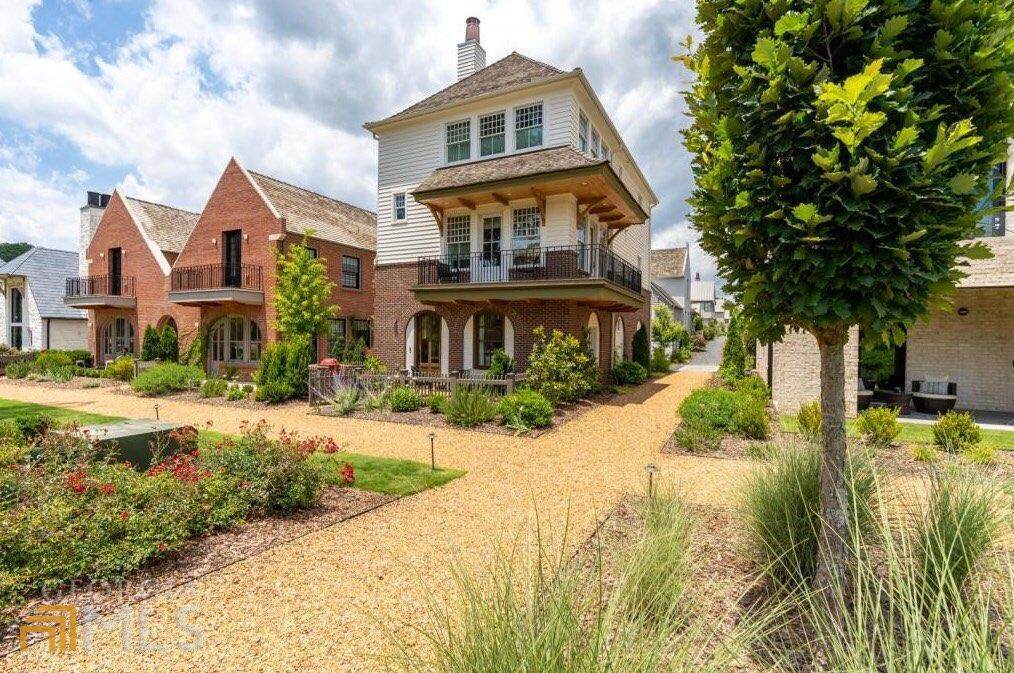 135 Kelmscott Lane - Photo 1