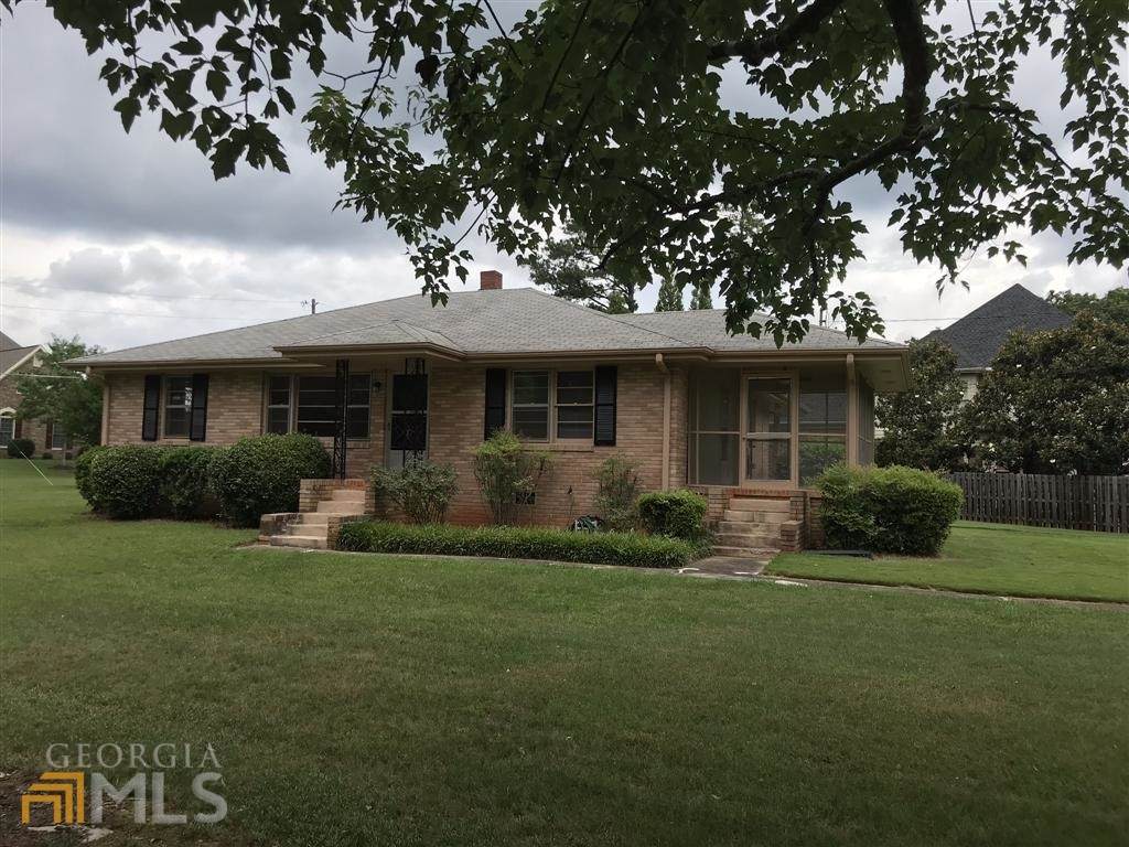 5005 Lower Roswell Road - Photo 1