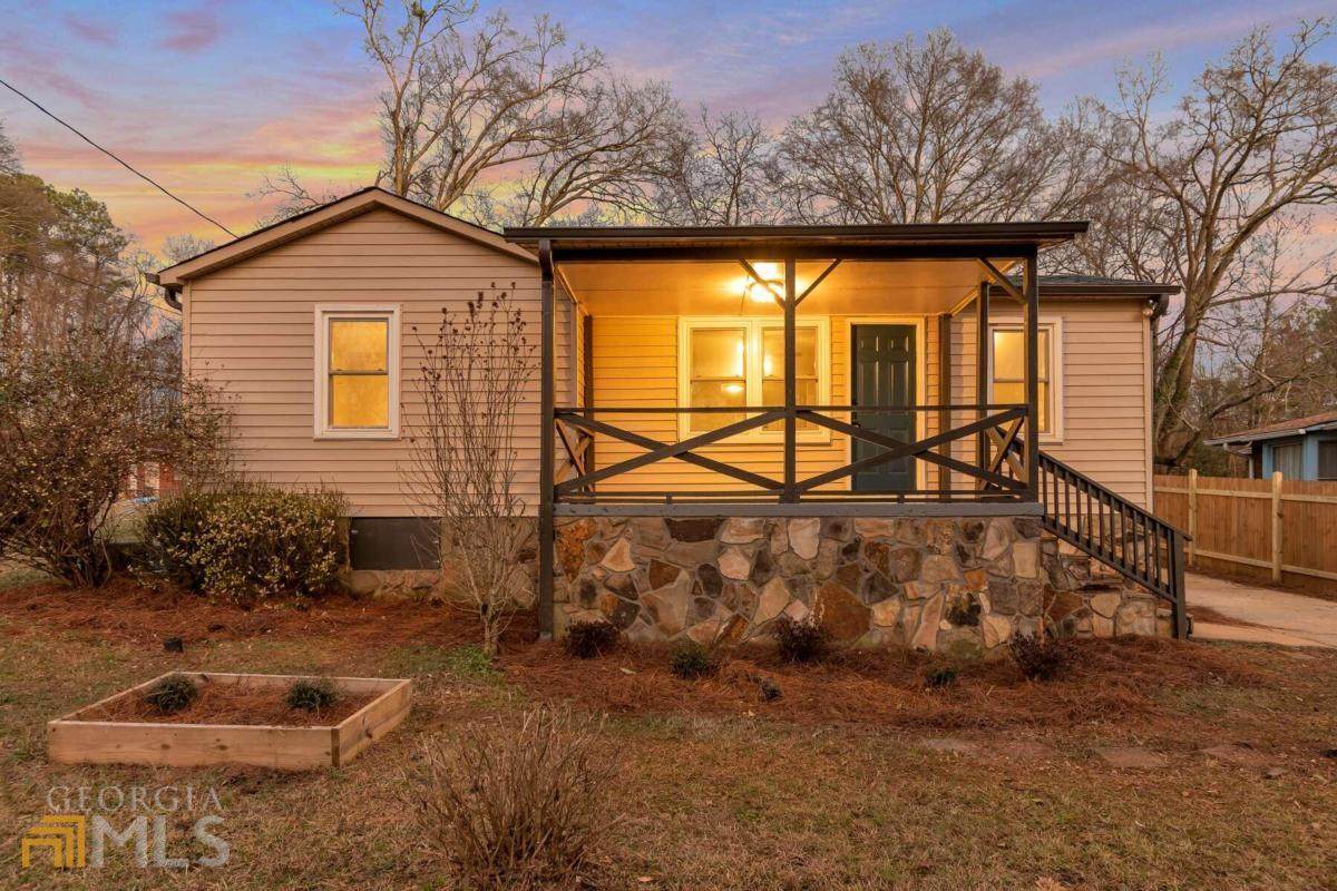 770 James Street - Photo 1