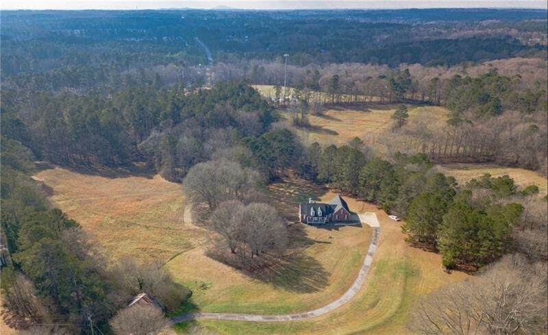 928 Grayson New Hope Road - Photo 1