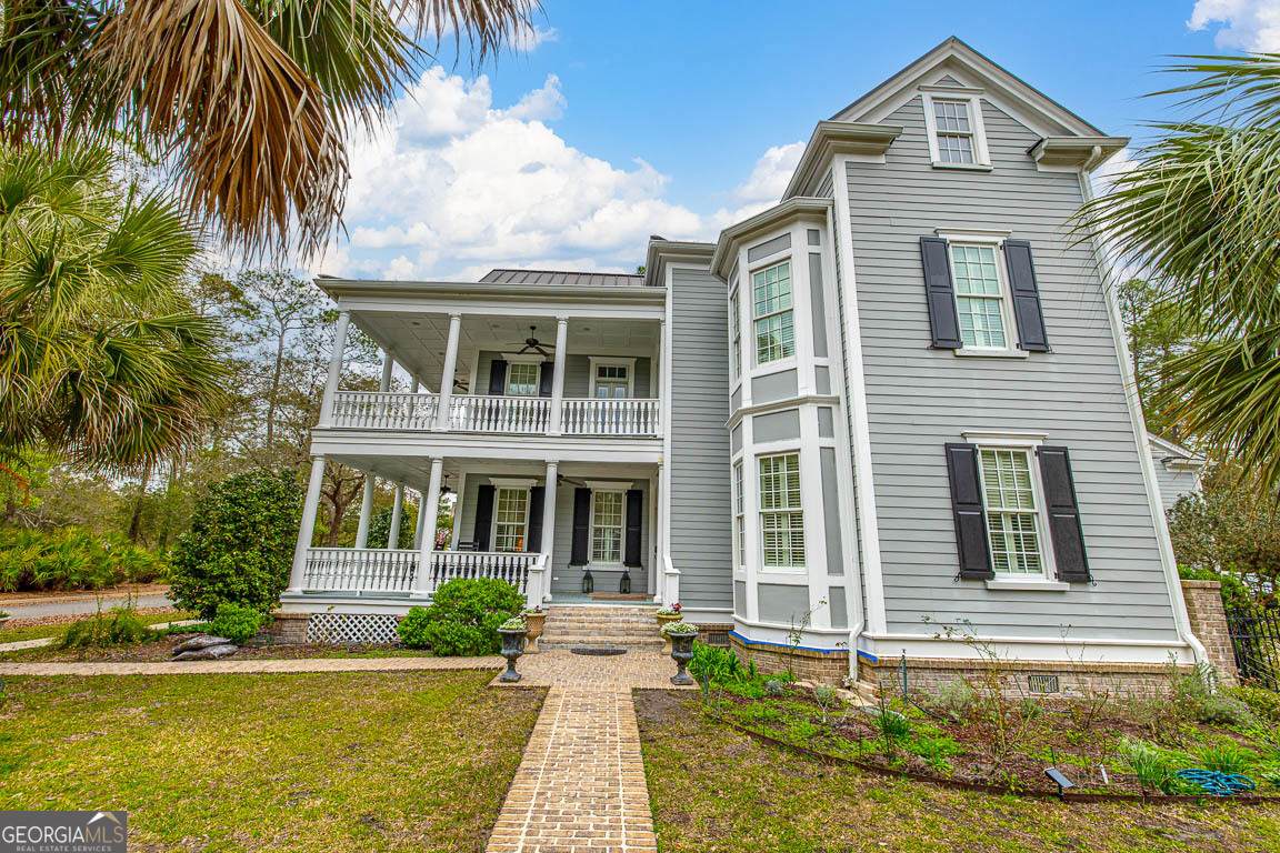 200 Charleston Way - Photo 1