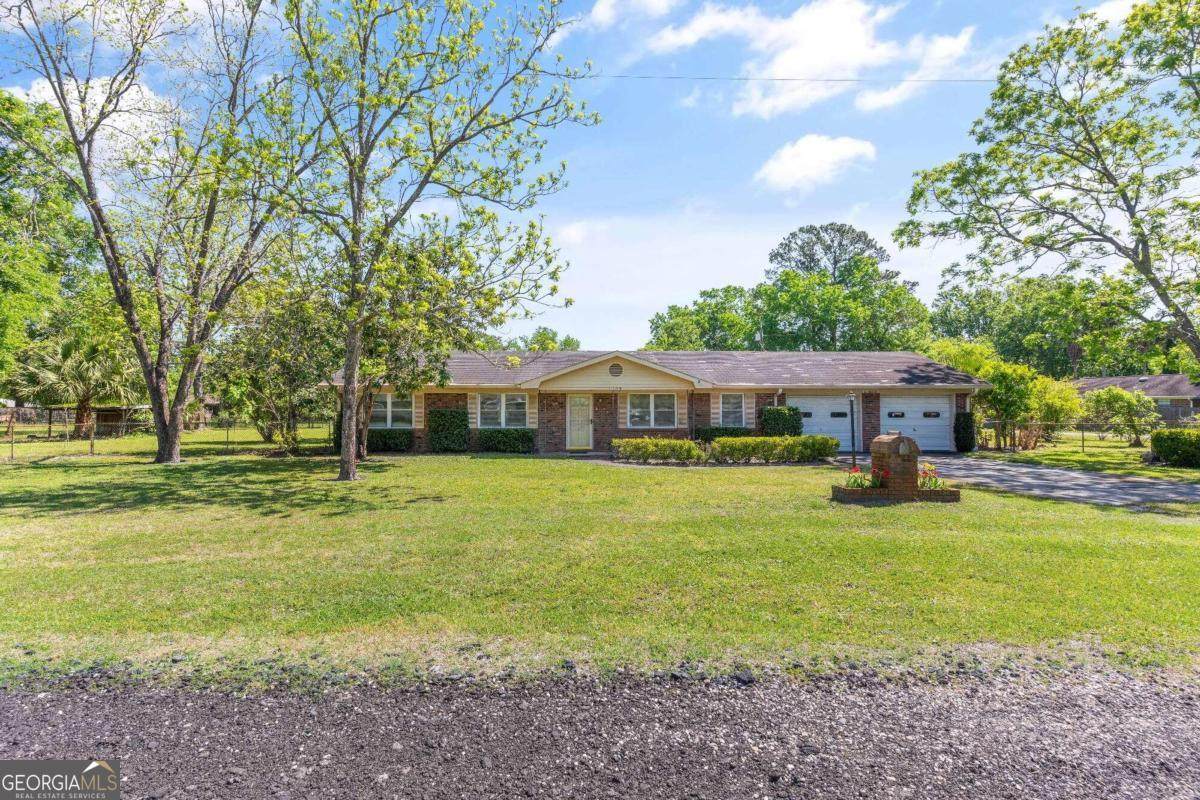 112 Avis Drive - Photo 1