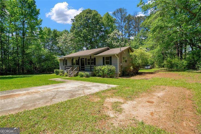 207 Custer Circle - Photo 1
