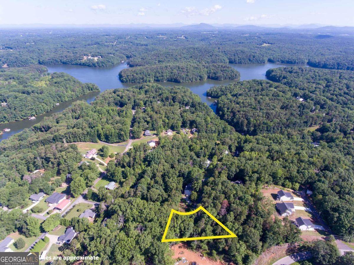 3703 Lakeview Drive - Photo 1