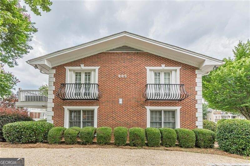 885 Briarcliff Road - Photo 1